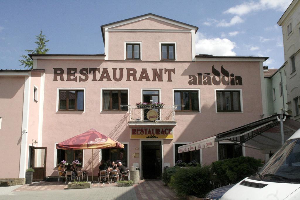 Penzion Aladdin Teplice Exterior photo