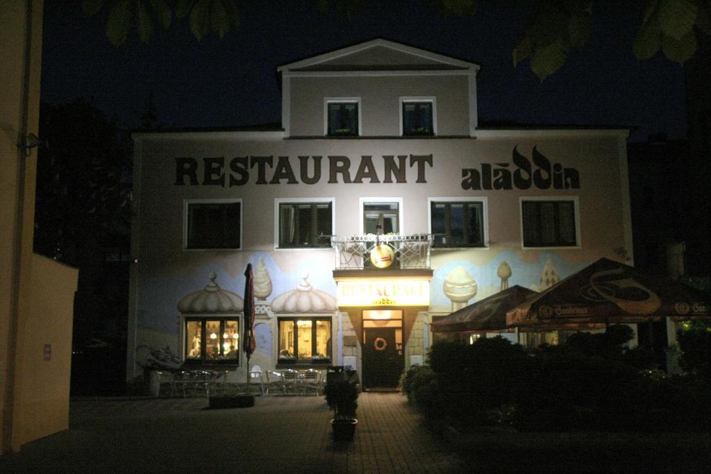 Penzion Aladdin Teplice Exterior photo